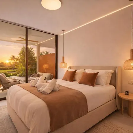 El Higueron Valley Garden Av 8 2-bed Private Pool Apartment Fuengirola